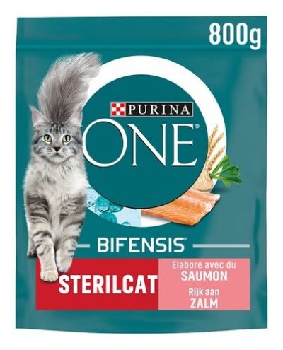 PURINA ONE Sterilcat chat au saumon 800g